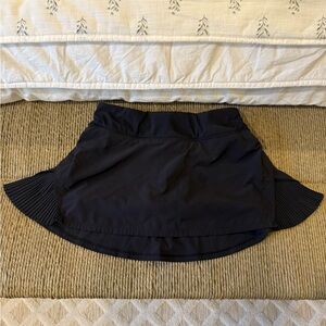 Lululemon Black Play Off The Pleats Skort (Lined) - Size 6